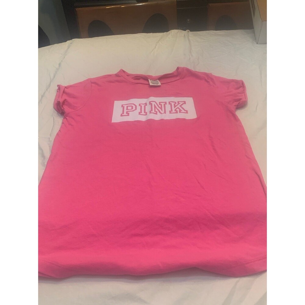 Victoria’s Secret PINK Bubblegum Pink Box Logo Tee Y2K era vibes – Size XS